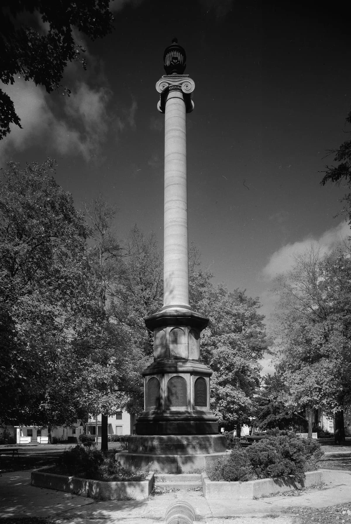 Monument Park, Adrian