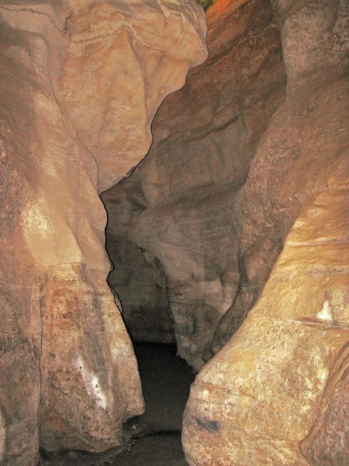 Skyline Caverns