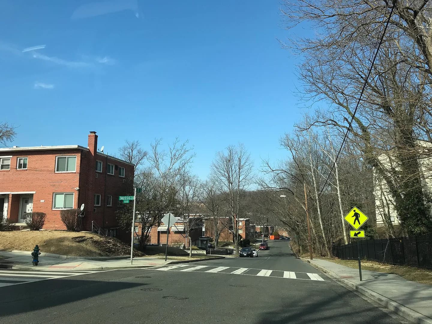 Intersection of Taussig Pl and 2nd St. NE, Pleasant Hill, Washington, D.C.