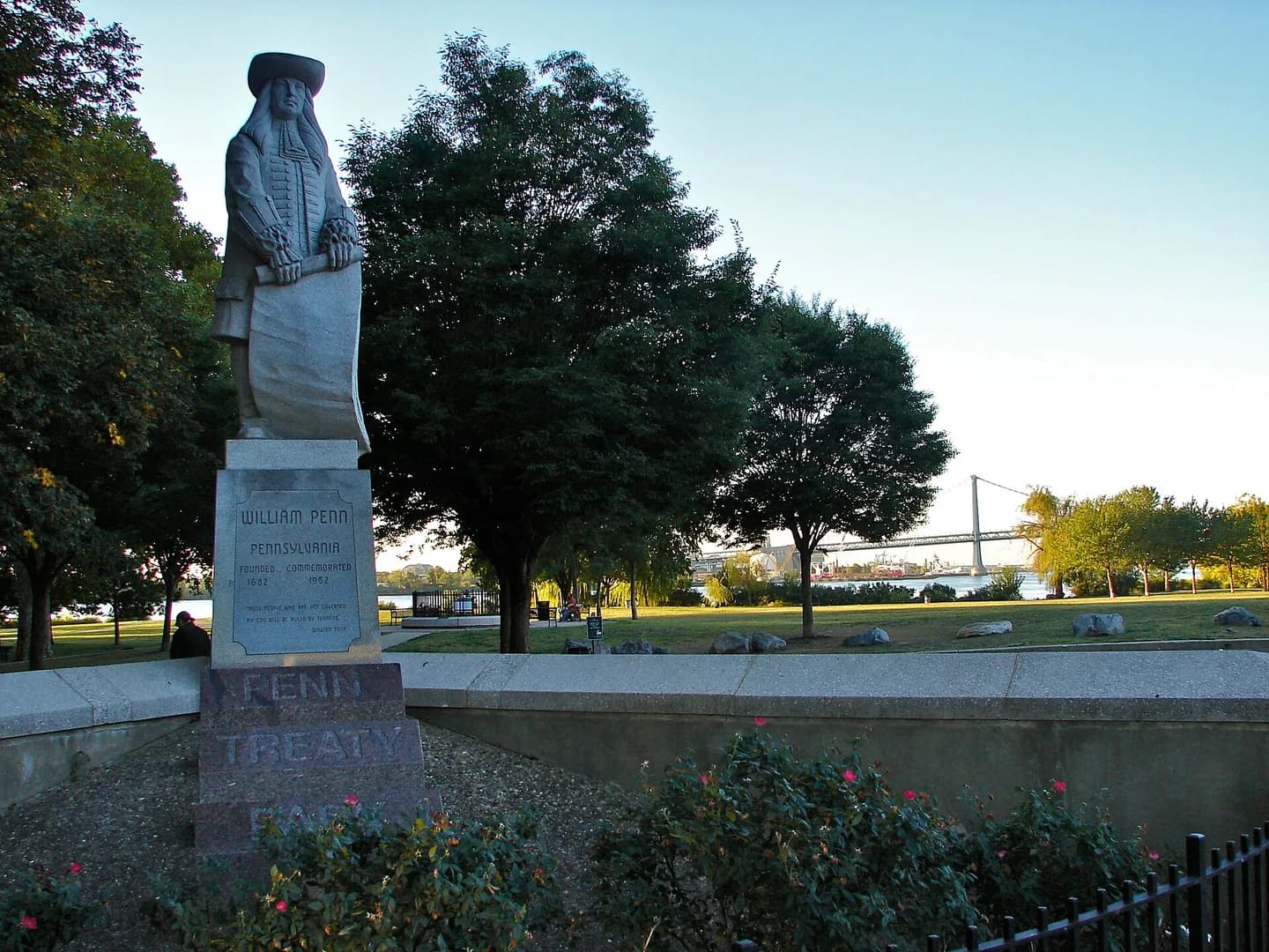 Penn treaty Park - traditional sight of the signing of a traditional treaty between Wm Penn and the indians. Statue of Wm Penn to the left, Ben Franklin Bridge in the background.