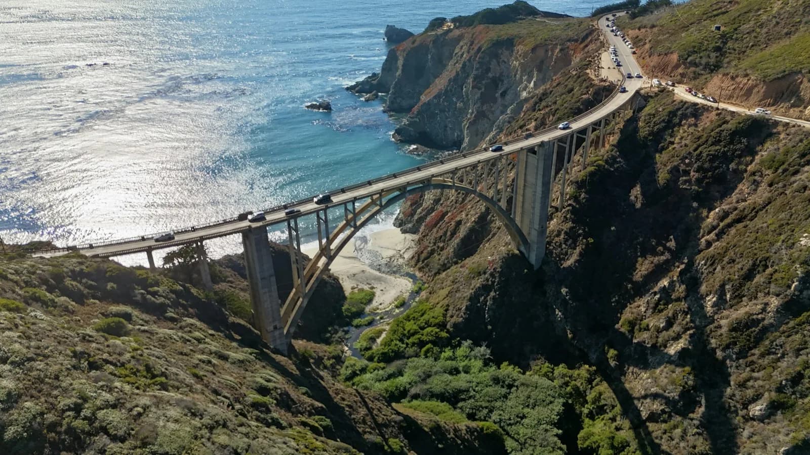 Bixby Creek Bridge and the Pacific coastline in Big Sur, California