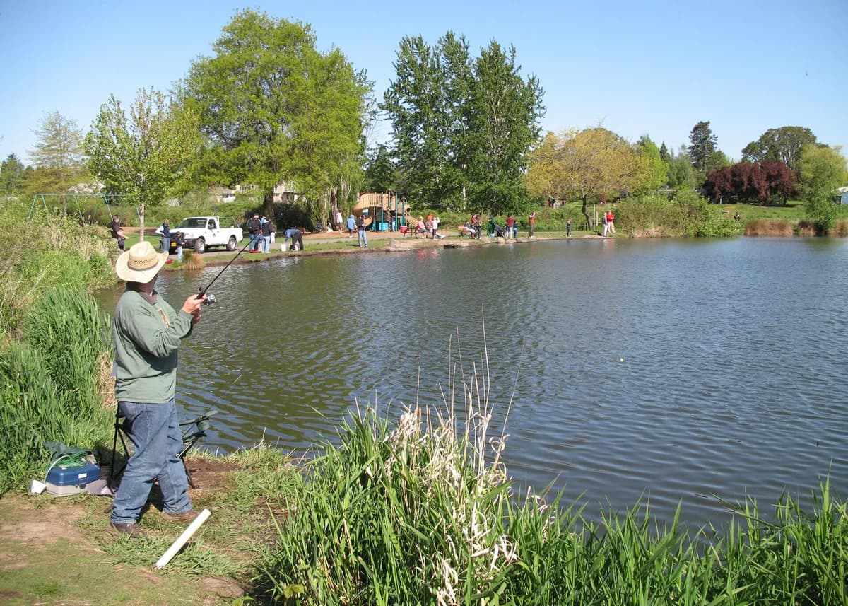 Commonwealth Lake Park
